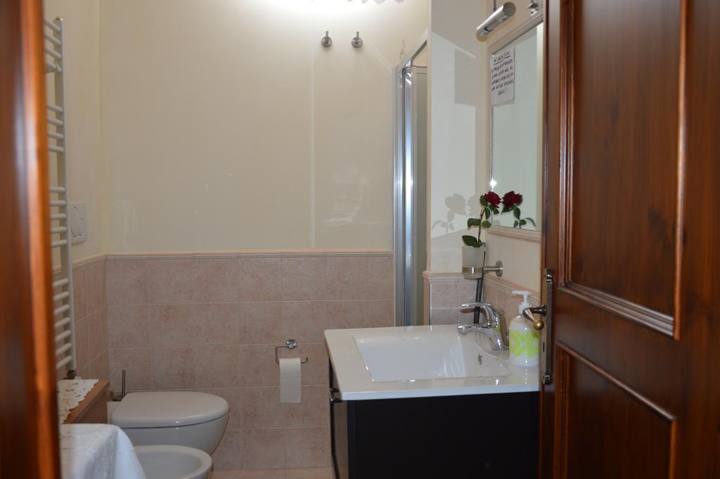 Casa Delle Rondini Bed & Breakfast Alberobello Oda fotoğraf